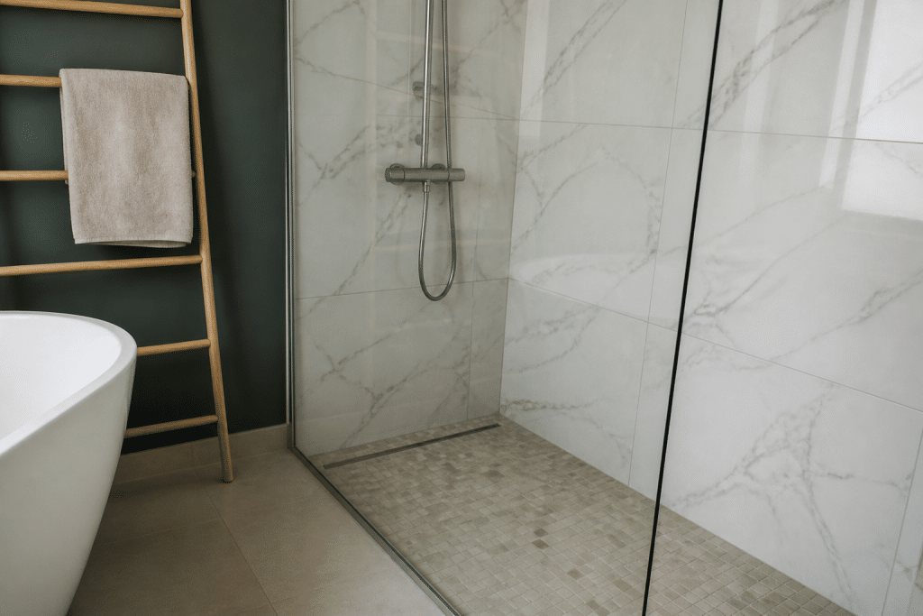 Carreaux ceramique verre marbre salle bain douche